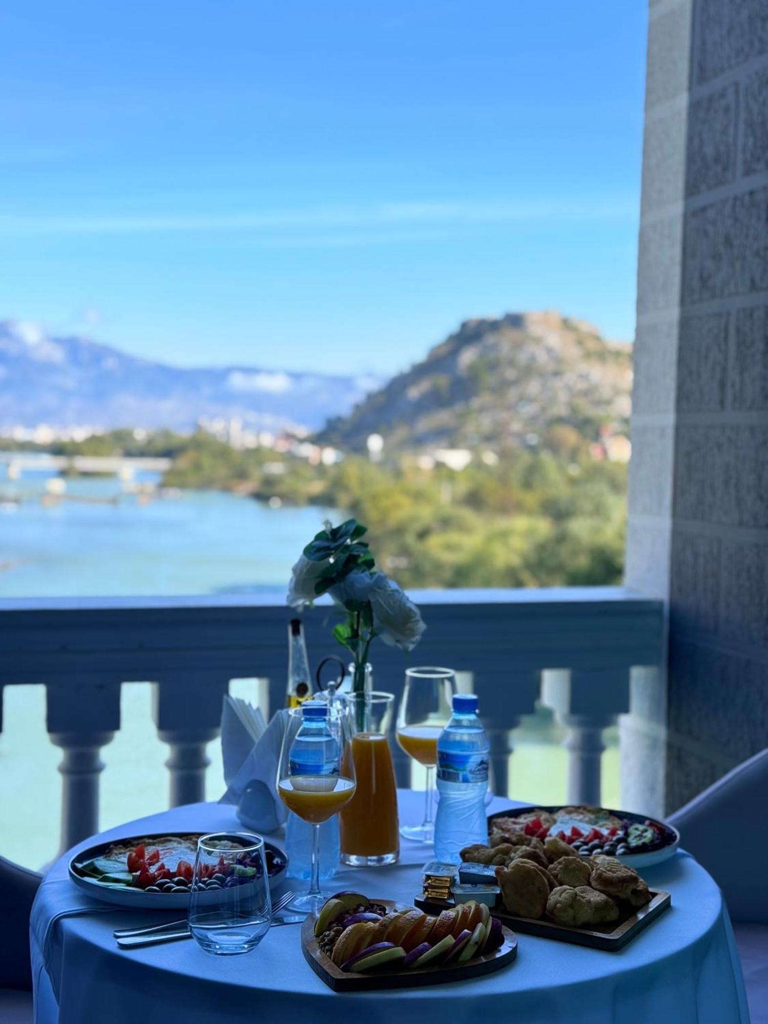 Prince Of Lake Hotel Shkoder Exterior photo