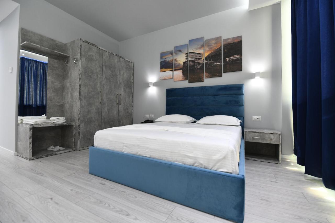 Prince Of Lake Hotel Shkoder Exterior photo